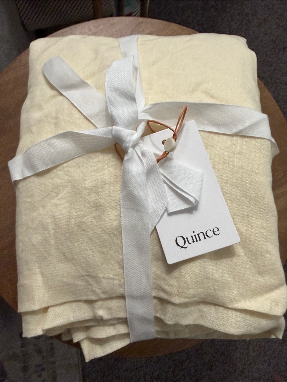 Quince European Linen Fitted Sheet Set in Butter Yellow Full - Picture 2 of 6
